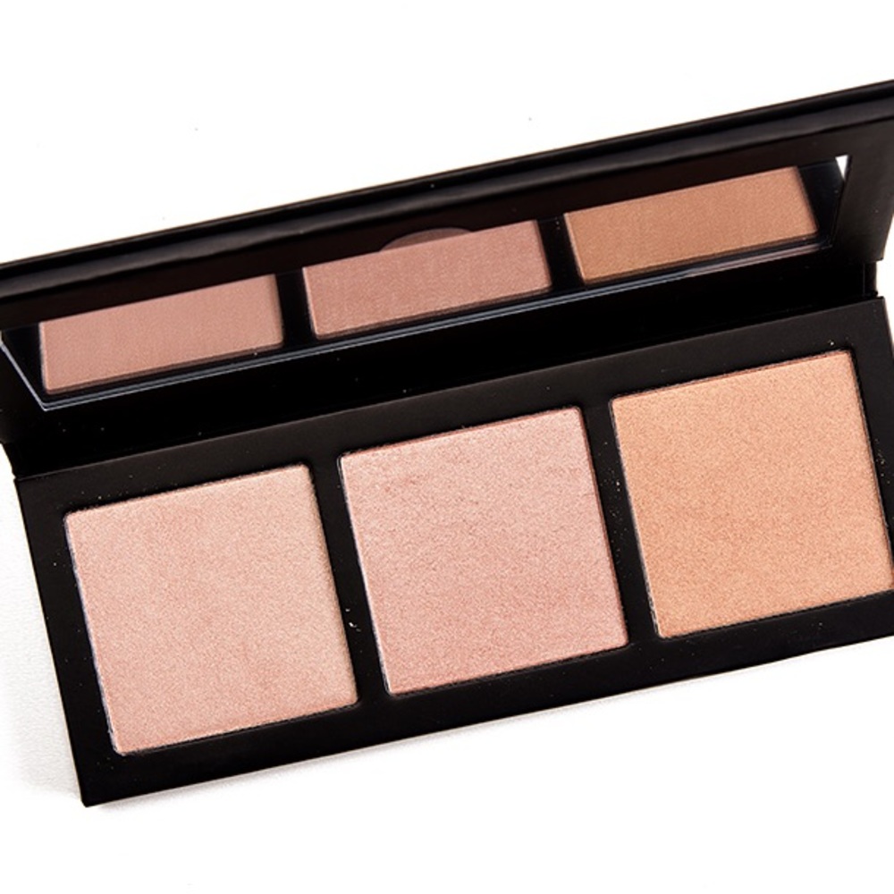 NWT MAC Hyper Real Glow - Flash + Awe Glow Palette
